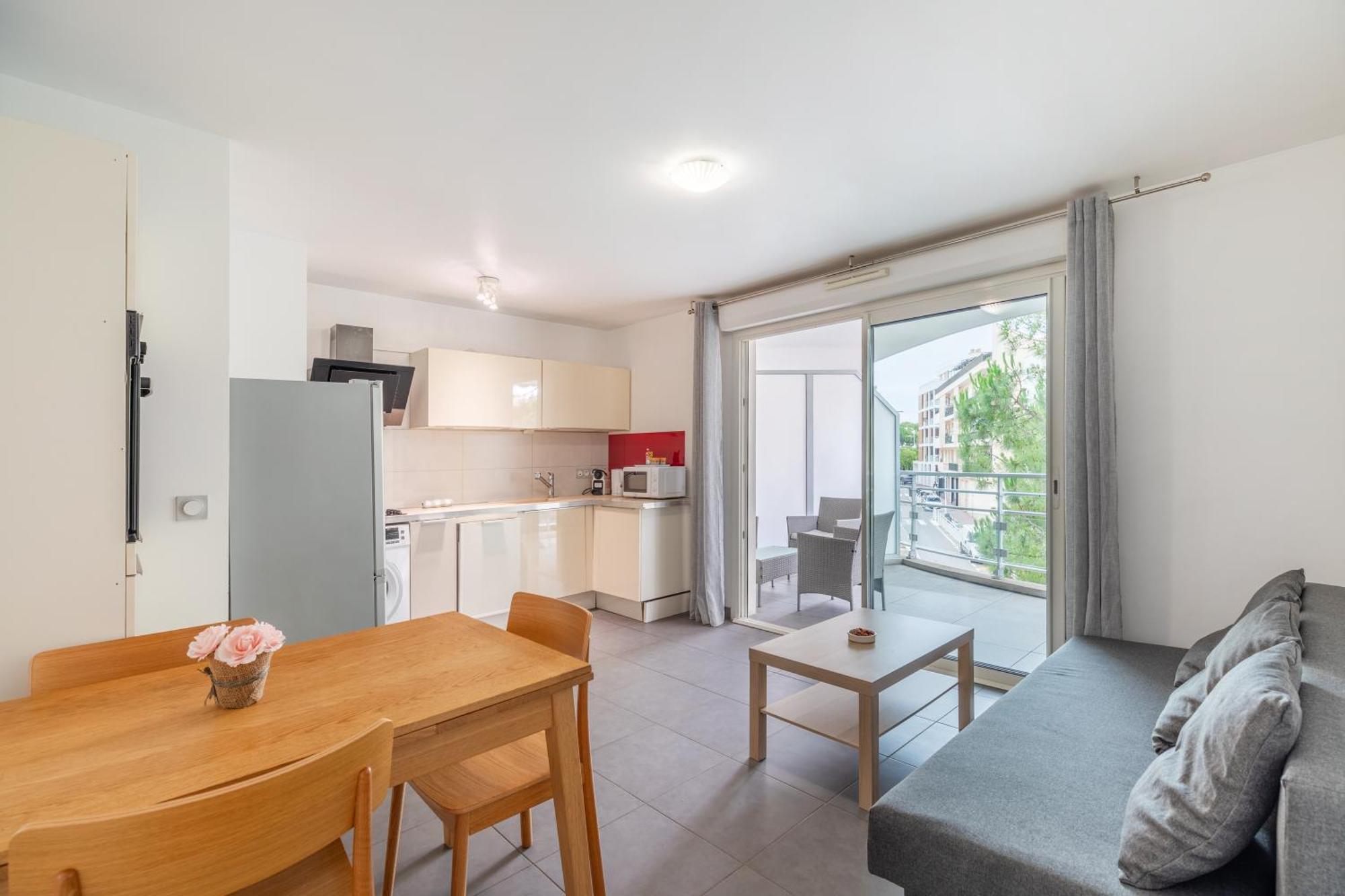 Le Printemps, Centre Juan Les Pins , 100M Des Plages, 70M De La Gare De Juan Les Pins Αντίμπ Εξωτερικό φωτογραφία